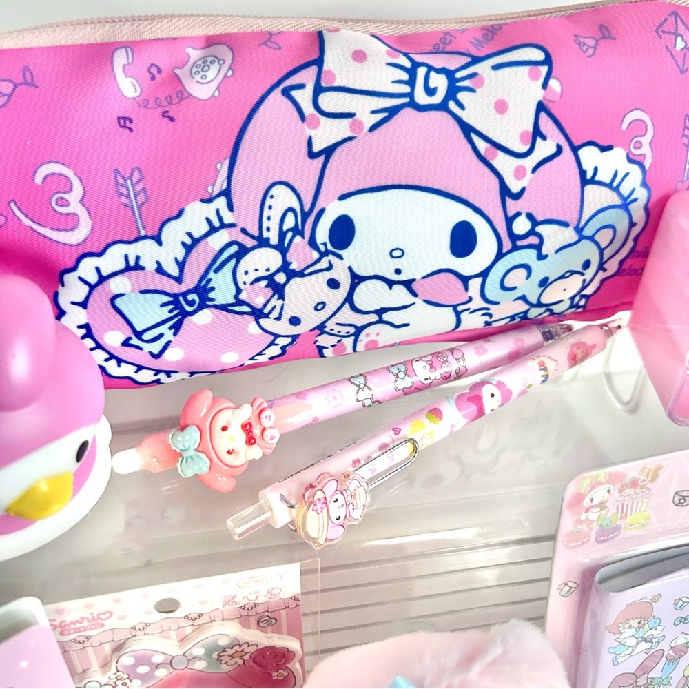 🩷(MY320) My Melody Adorable 11-Piece Pencil Case Bundle! - Picture 2 of 7